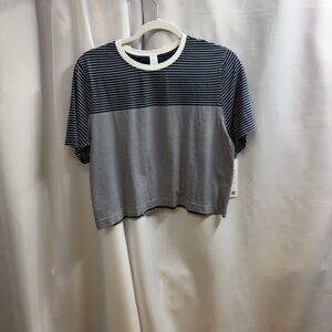 Lululemon Seamless Classic-Fit Mariner Navy and White Striped Tee. Size L